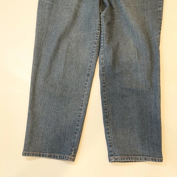 Gloria Vanderbilt Size 22W 43x29 Amanda High rise Straight Leg Med wash Jeans - Picture 9 of 12